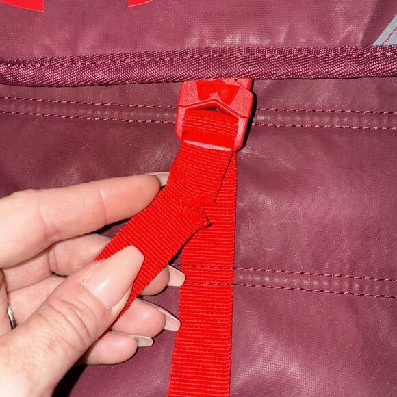 Under Armour UA Storm Tech Backpack Maroon Red SACKPACK UNISEX WATER RESISTANT - Picture 2 of 5